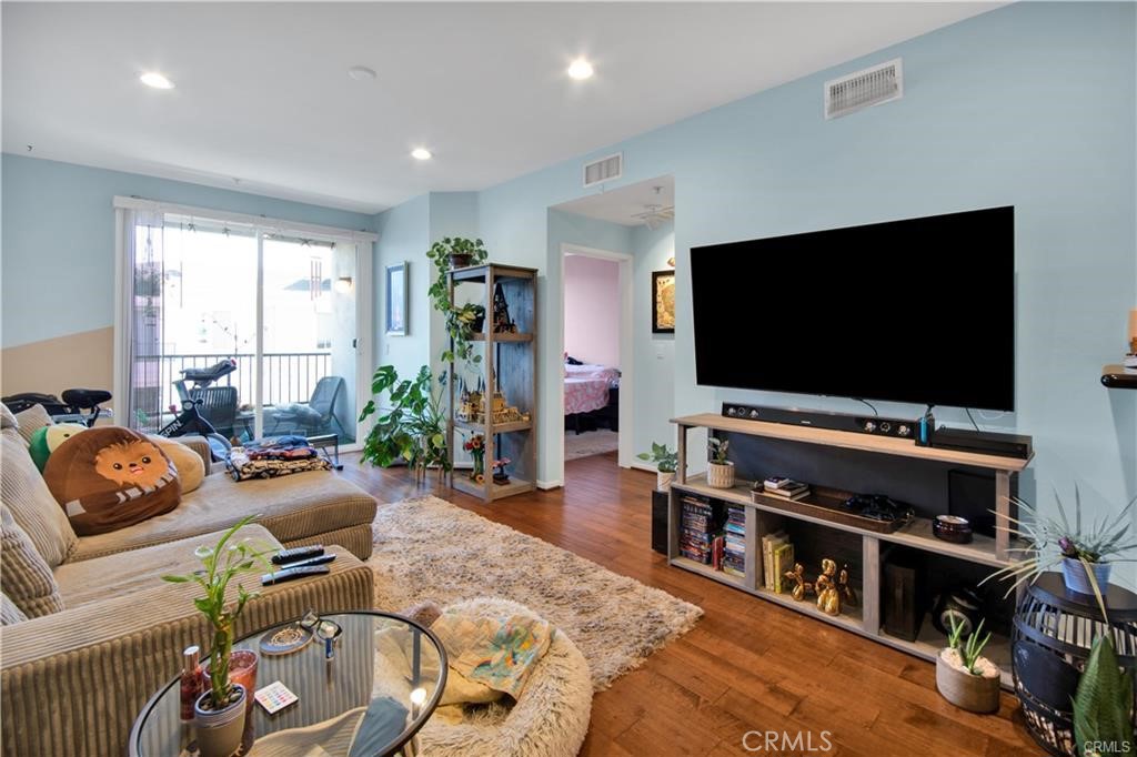 Stadium Lofts - Residential Lease