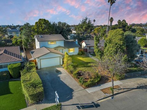 Photo of 36146 Indian Wells Dr, Newark, CA 94560 (MLS # ML82025563) Photo of 36146 Indian Wells Dr, Newark, CA 94560 (MLS # ML82025563)
