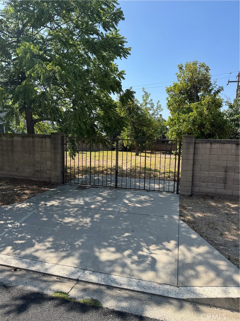 1245 Colony Drive