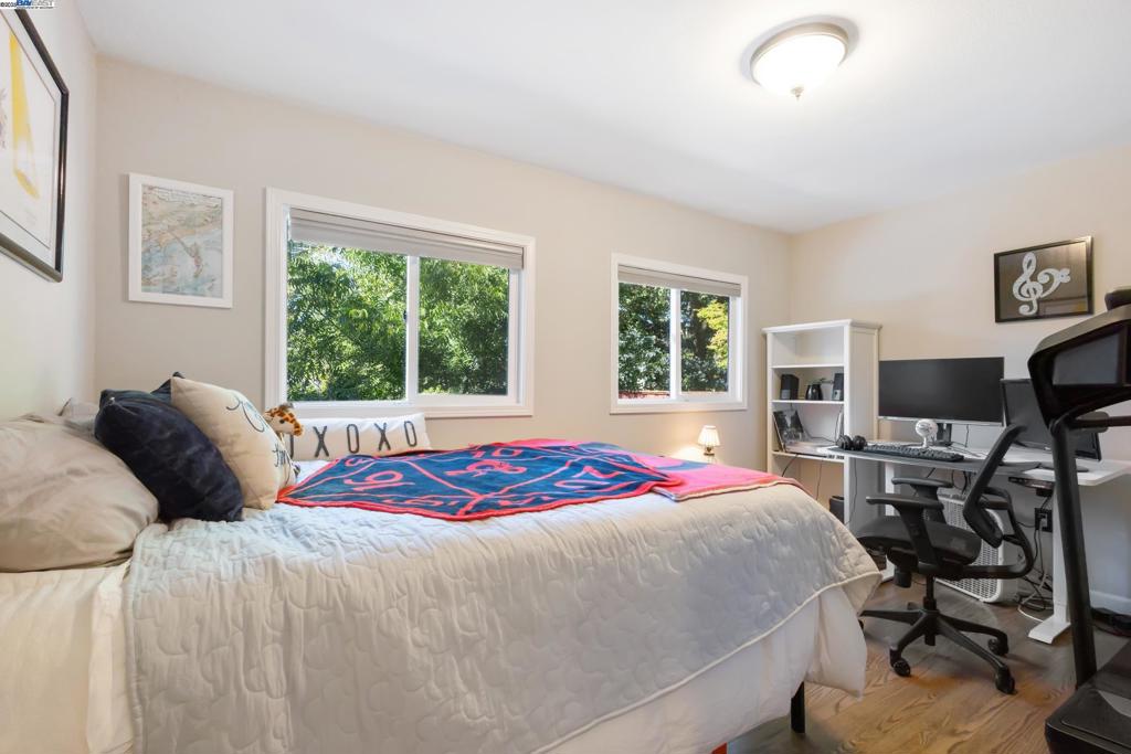 LAS LOMITAS - Residential