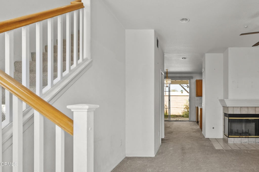 1561 Lagoon Lane