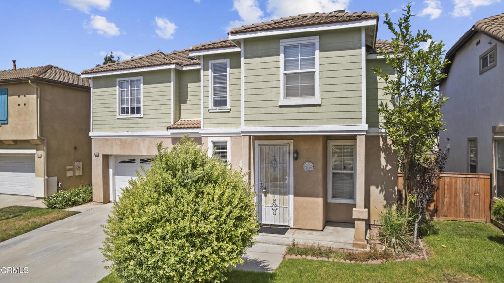 1561 Lagoon Lane