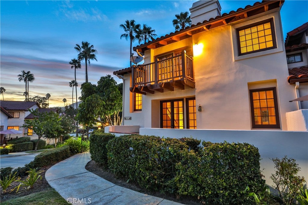 481 E Bougainvillea Lane