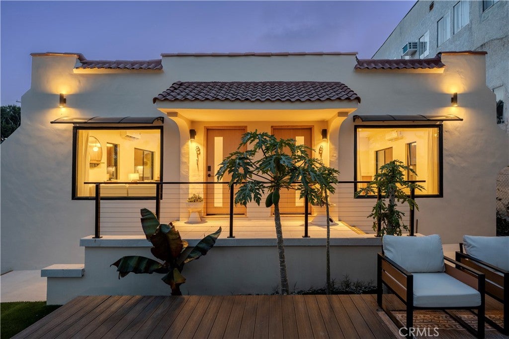 811 N Vendome Street, Los Angeles CA 90026