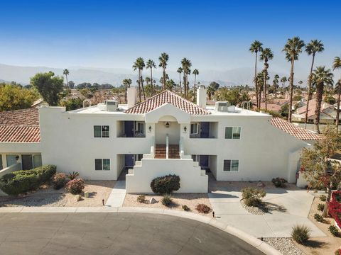 Photo of 43735 Avenida Alicante, Palm Desert, CA 92211 (MLS # 219123564DA)