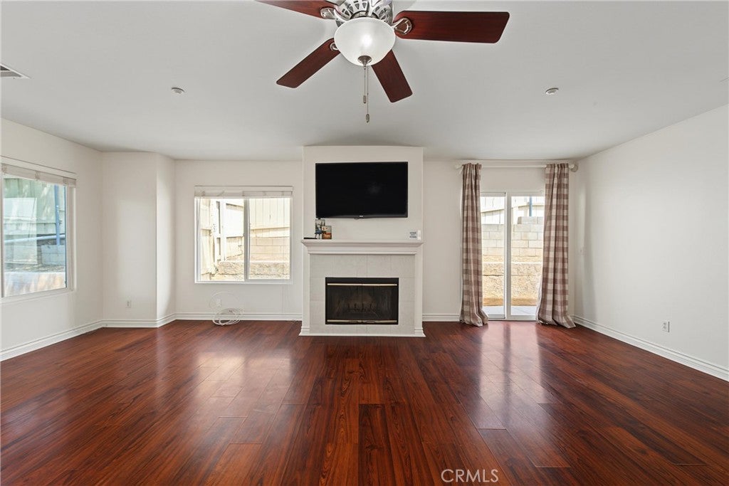 1311 E Mission