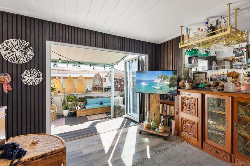 Photo of 139 Sherri Ln Ln, Oceanside, CA 92054 (MLS # 250042551SD)