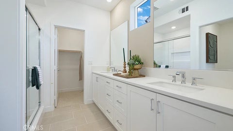 Tiny photo for 2148 Aneto Way, Santa Paula, CA 93060 (MLS # OC26163287)