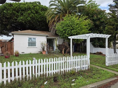 Photo of 2317 W Carson St., Torrance, CA 90501 (MLS # SB25264909)
