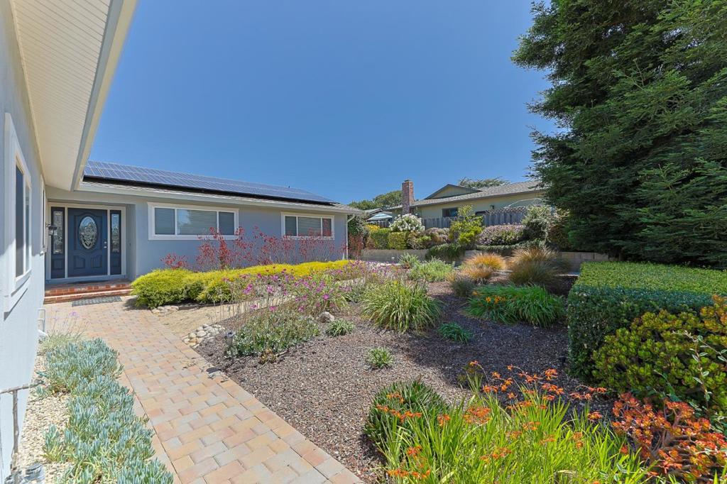 9355 Holly Oak Way