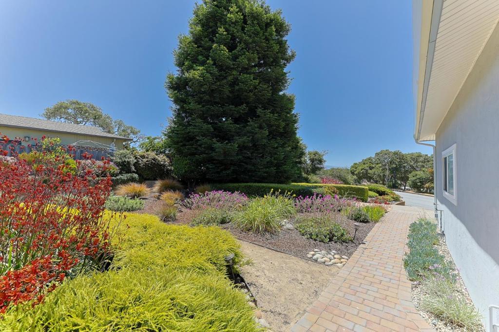 9355 Holly Oak Way