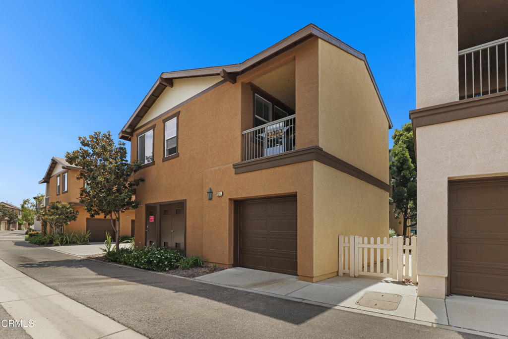 3241 N Ventura Road
