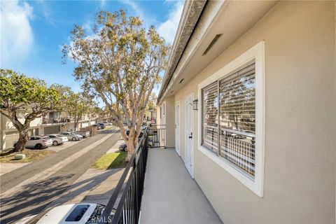 Tiny photo for 2646 Victoria, Port Hueneme, CA 93041 (MLS # SR26043657)