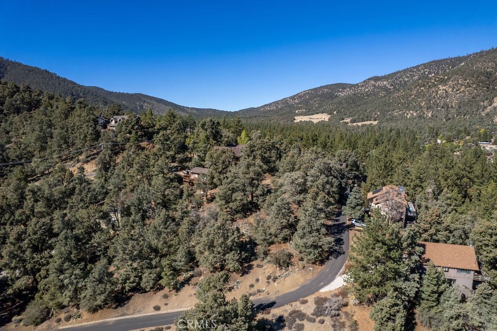 16524 Oakwood Court