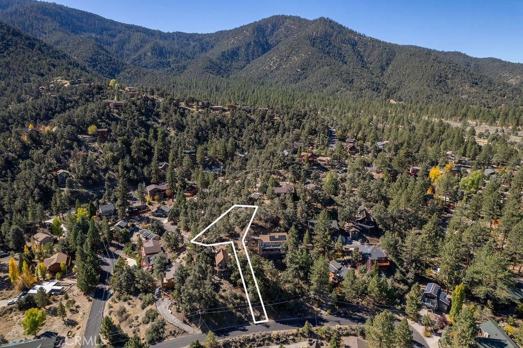 16524 Oakwood Court