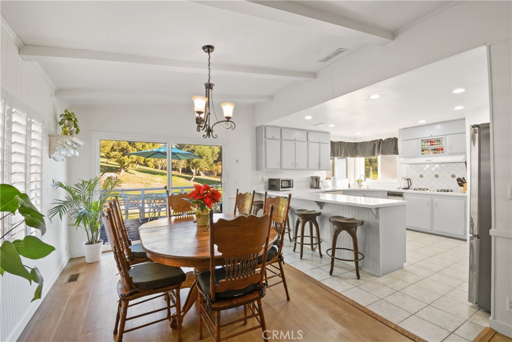 2275 W 25th Street 12