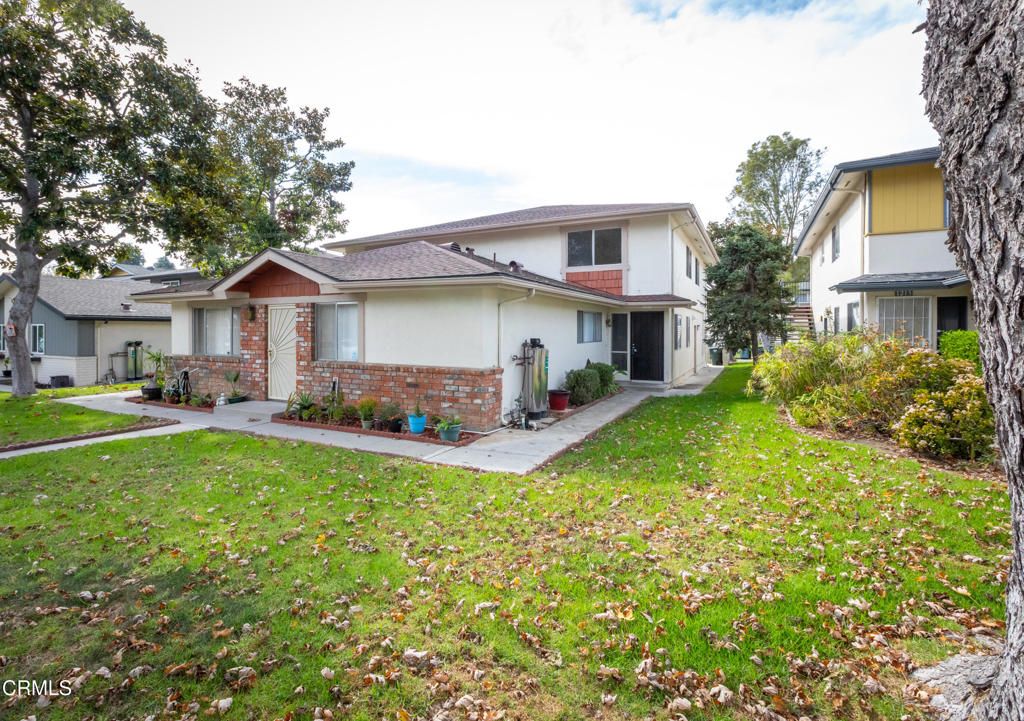 Photo of 1231 Saratoga Avenue, Ventura, CA 93003 (MLS # V1-33514)