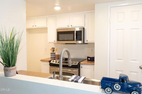 Tiny photo for 1231 Saratoga Avenue, Ventura, CA 93003 (MLS # V1-33514)