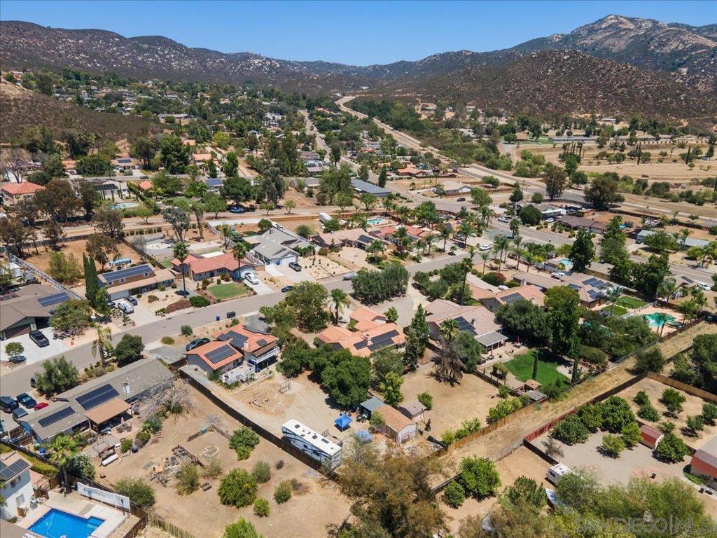 24235 Cerro Vista Way