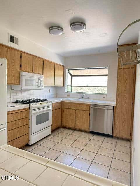 Tiny photo for 771 Seneca Street #D51, Ventura, CA 93001 (MLS # V1-36339)