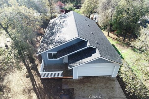 Photo of 15883 27th AVE, Clearlake, CA 95422 (MLS # LC26105492)