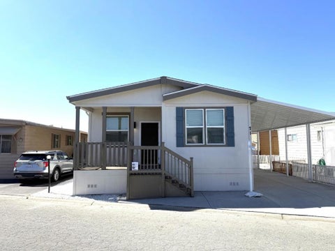 Photo of 55 San Juan Grade RD #71, Salinas, CA 93906 (MLS # ML82064556)