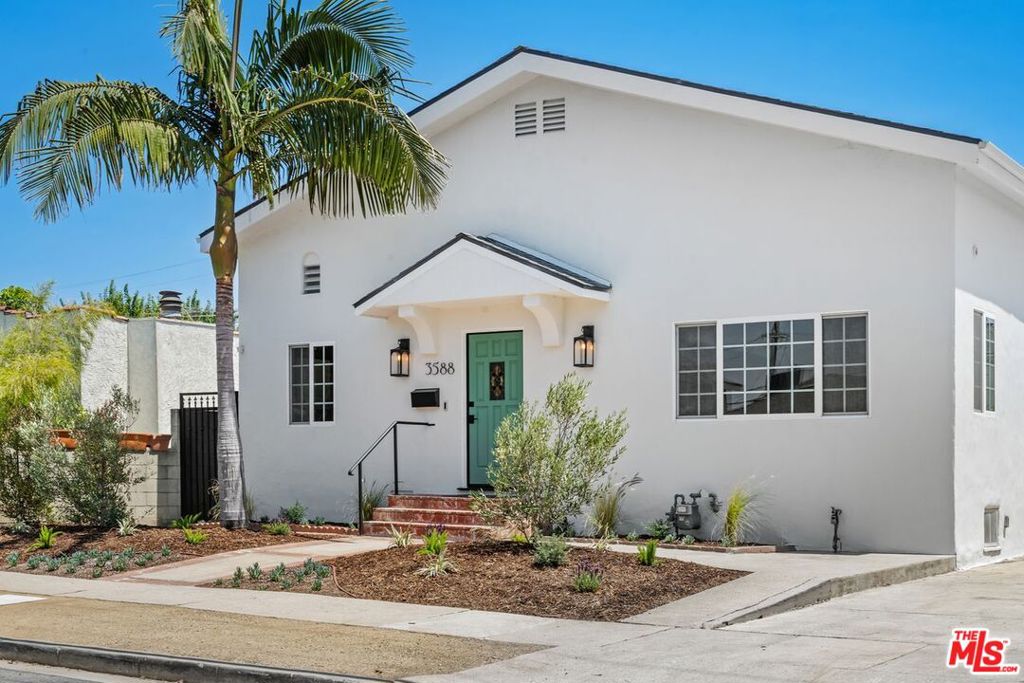 3588 Helms Avenue