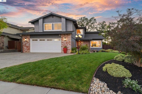 Photo of 5805 San Carlos Way WAY, Pleasanton, CA 94566 (MLS # 41144184)