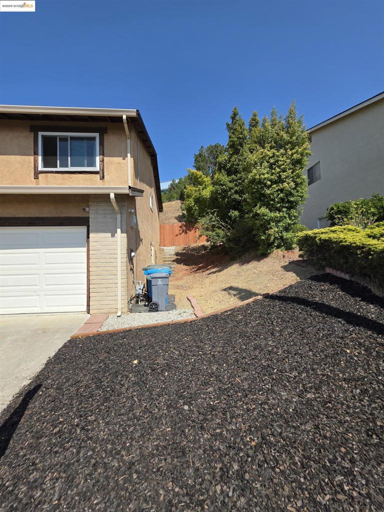 SPRINGBROOK EST. - Residential