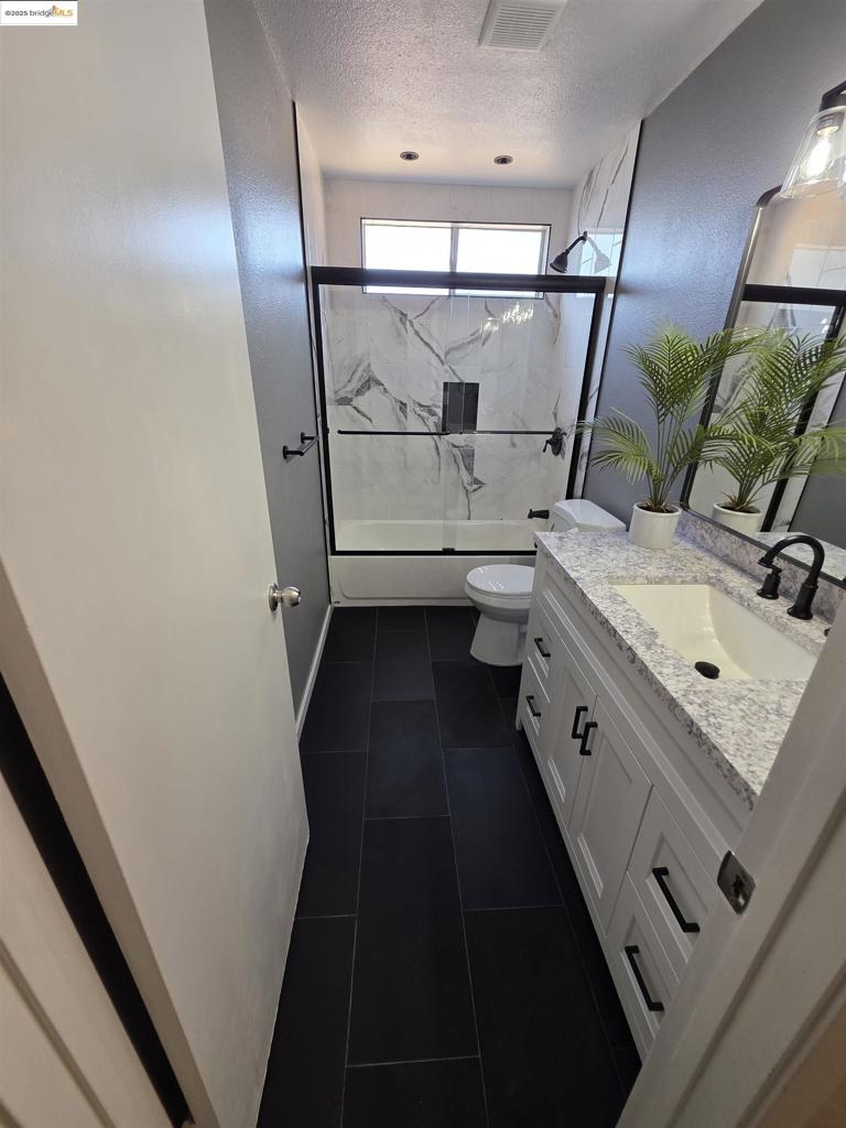 SPRINGBROOK EST. - Residential