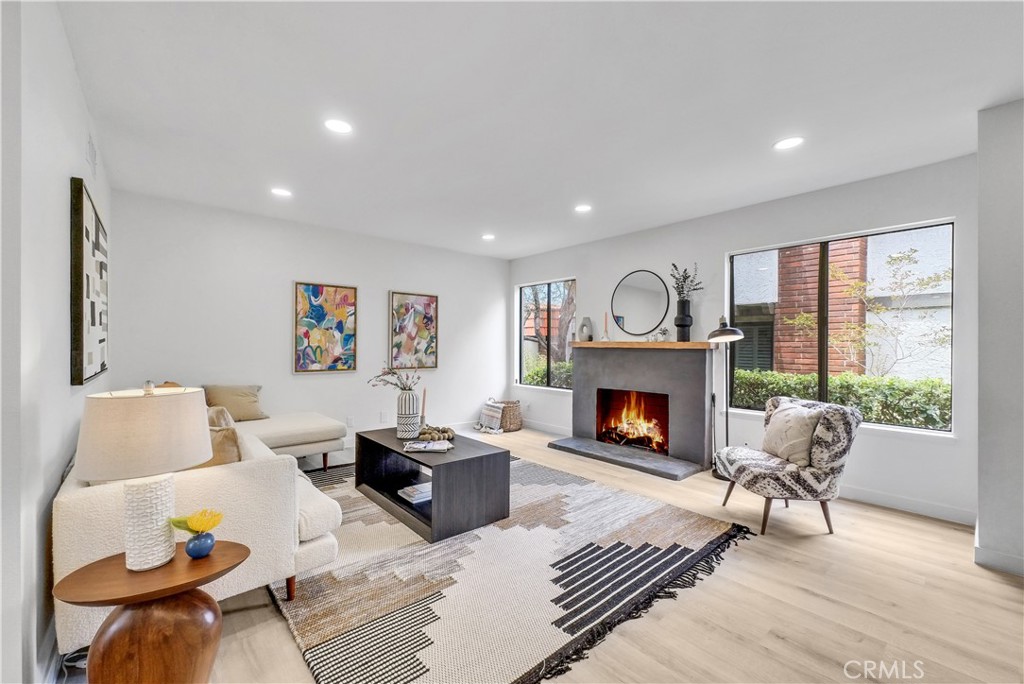 27925 Ridgebluff Court