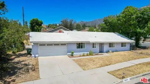 MLS: 26865349