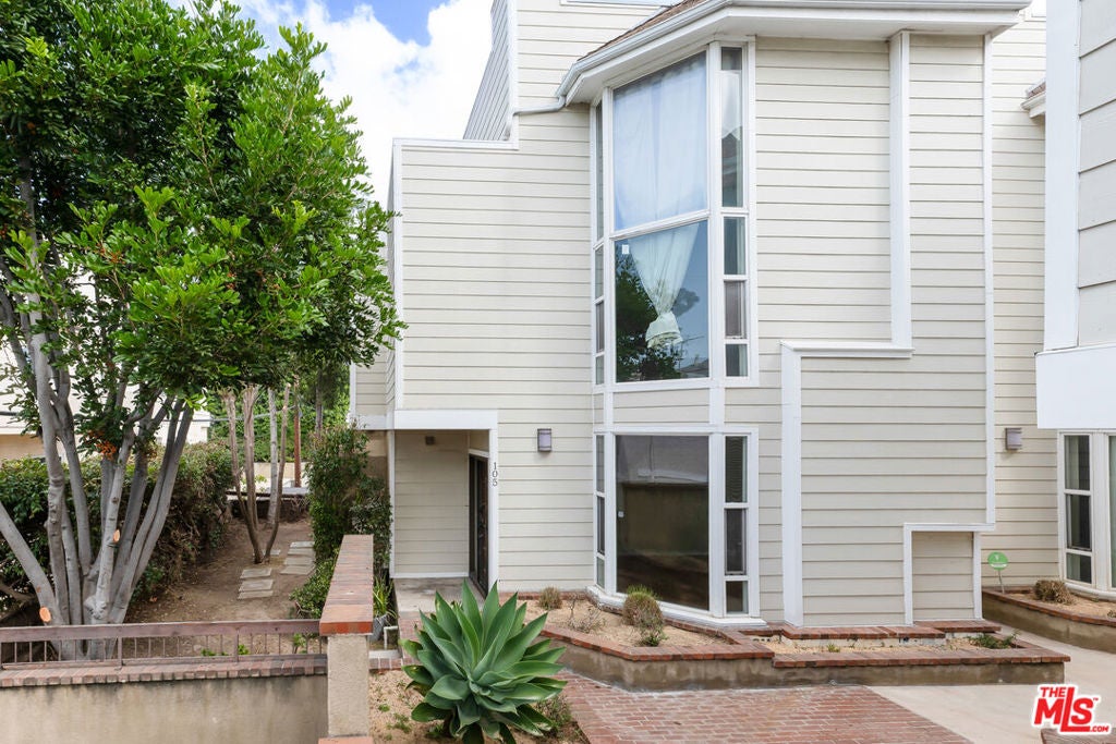 Photo of 1717 Stoner Avenue #105, Los Angeles, CA 90025 (MLS # 26869461)