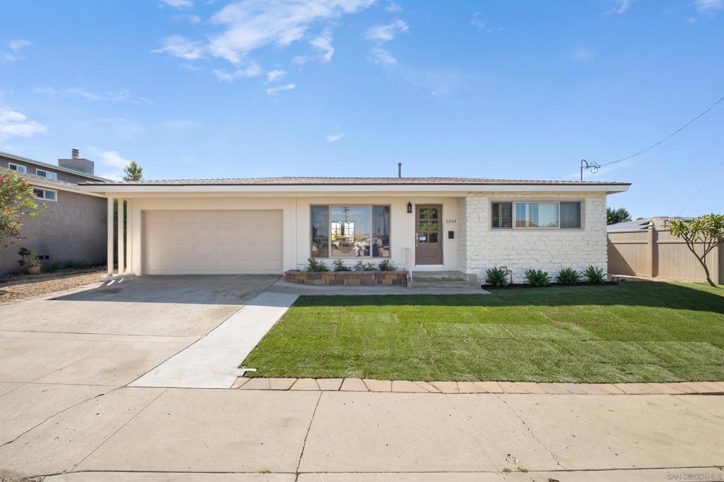 5254 Bocaw Pl Pl, San Diego CA 92115