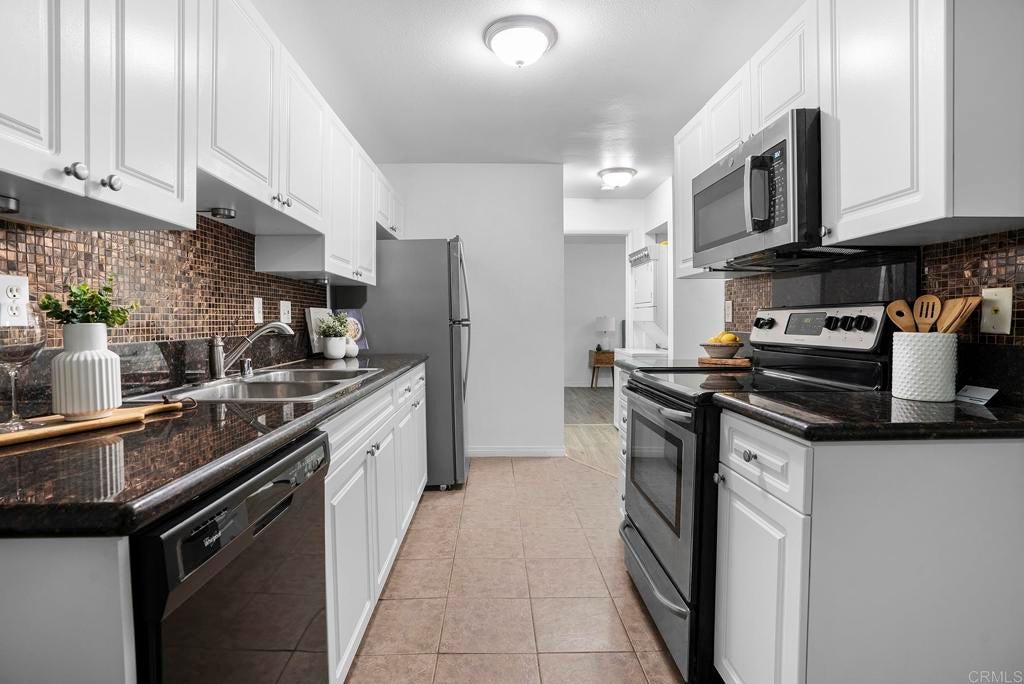 3040 Alta View Drive