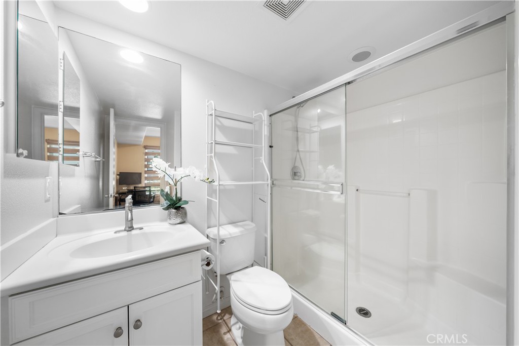 414 Silk Tree