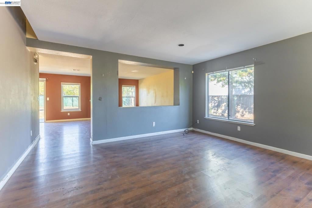 1121 Prewett Ranch Dr