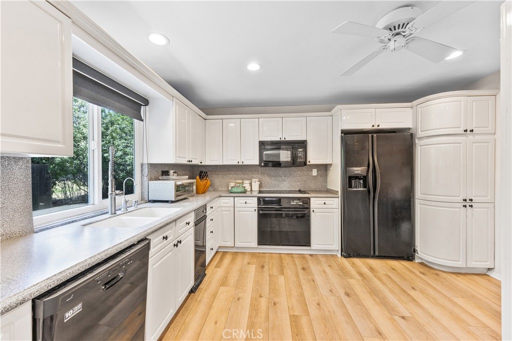 Properties 2 5477 Nestle Avenue 6