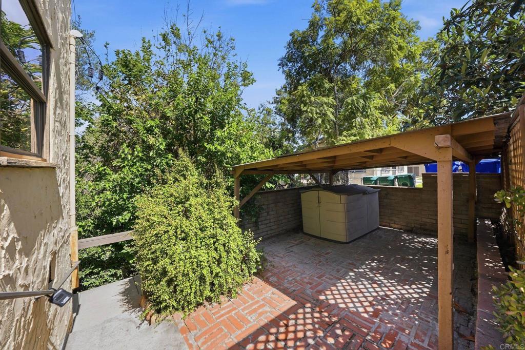 3211 Menlo Avenue