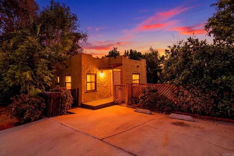 3211 Menlo Avenue San Diego CA 92105