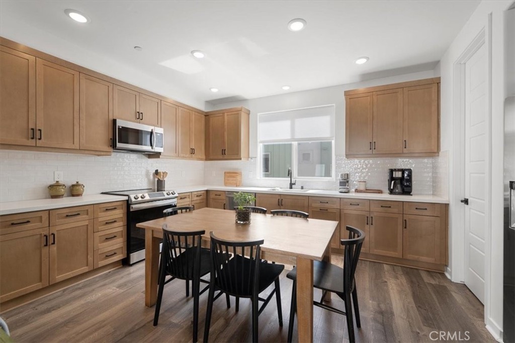 905 Madonna Road 39