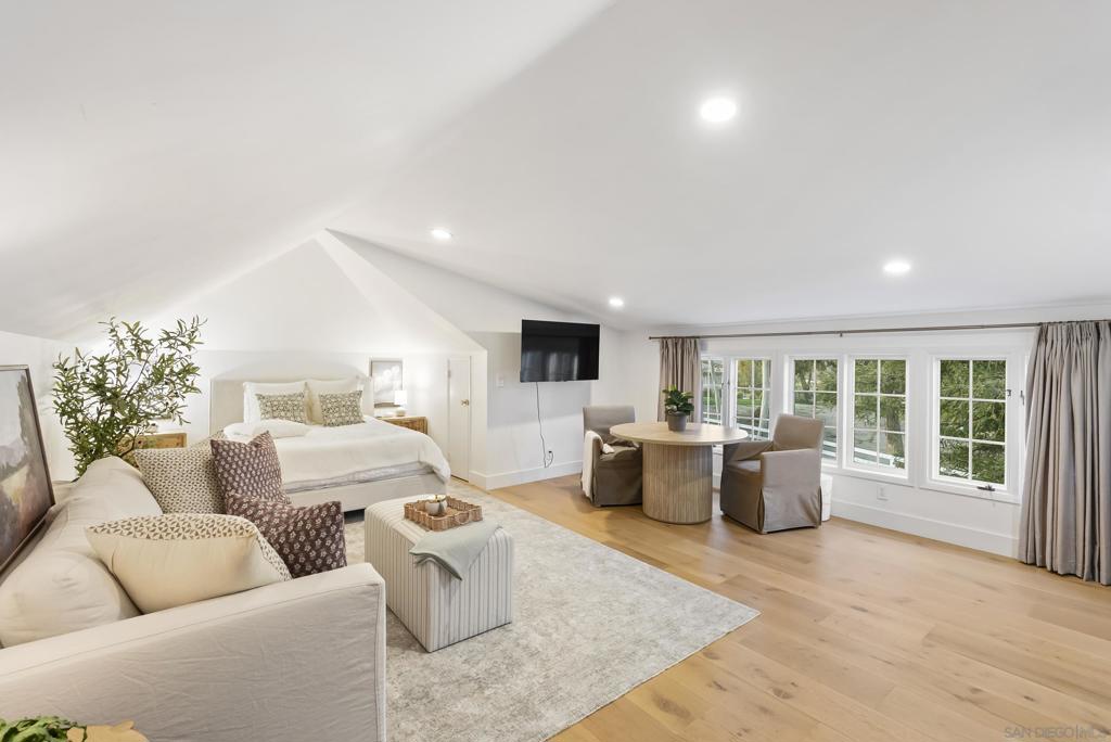 Rancho Santa Fe - Residential