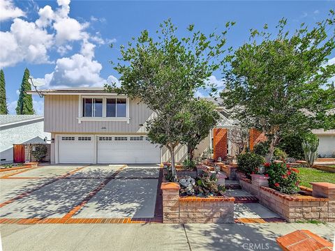 Photo of 2235 Burnside ST, Simi Valley, CA 93065 (MLS # SR26100889)
