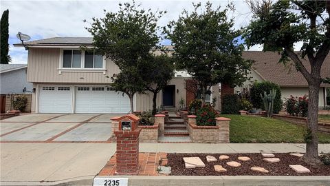 Photo of 2235 Burnside ST, Simi Valley, CA 93065 (MLS # SR26100889)