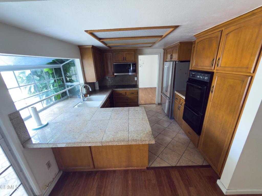 10081 Beverly Drive, Huntington Beach CA 92646 - Photo 7