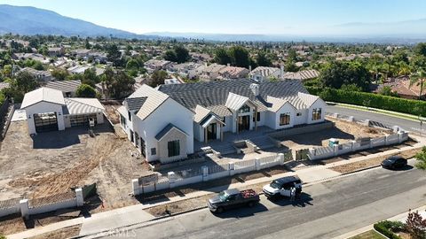 3100 Garretson Avenue Corona CA 92881
