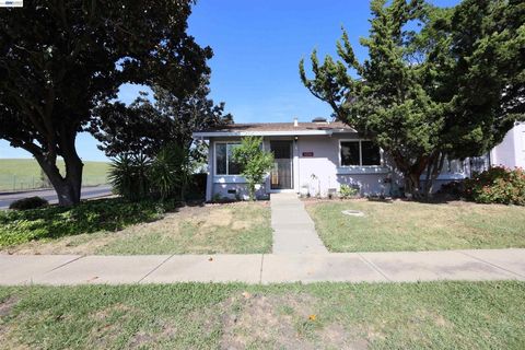 Photo of 4006 Willow Pass Rd #A, Concord, CA 94519 (MLS # 41129731)