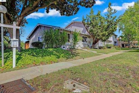 Photo of 4006 Willow Pass Rd #A, Concord, CA 94519 (MLS # 41129731)