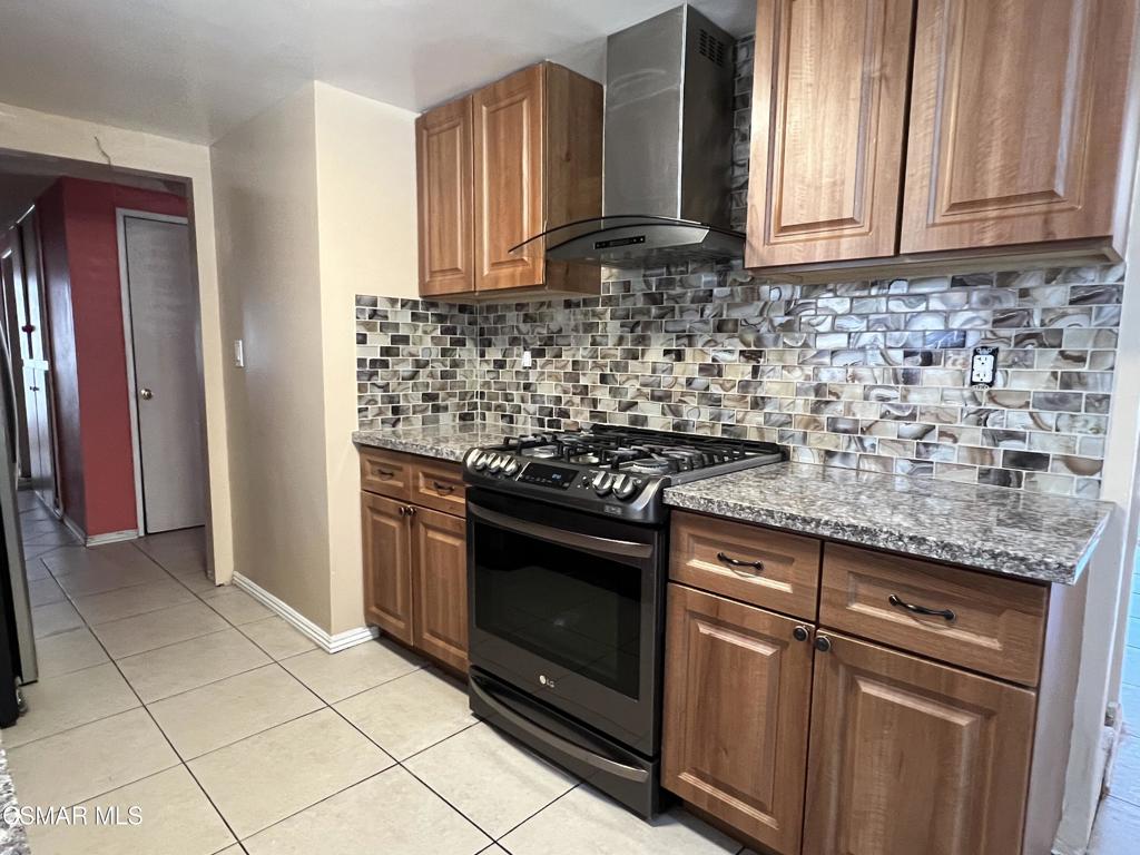 Springtime - 1458 - Residential