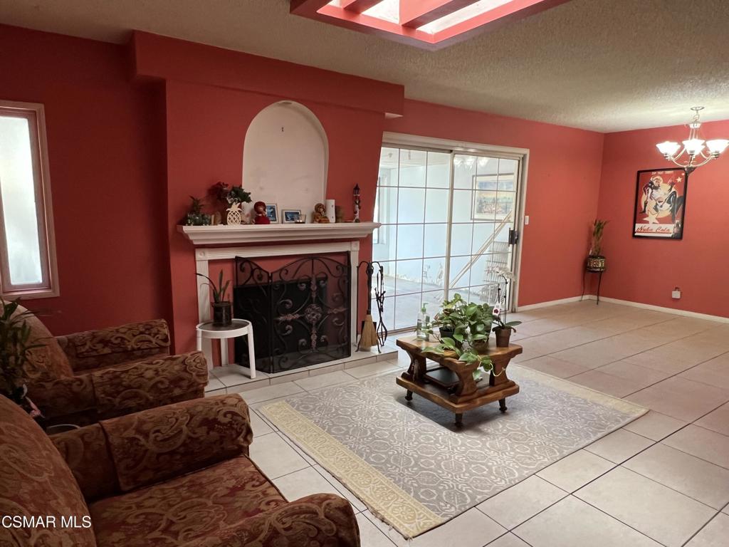 Springtime - 1458 - Residential